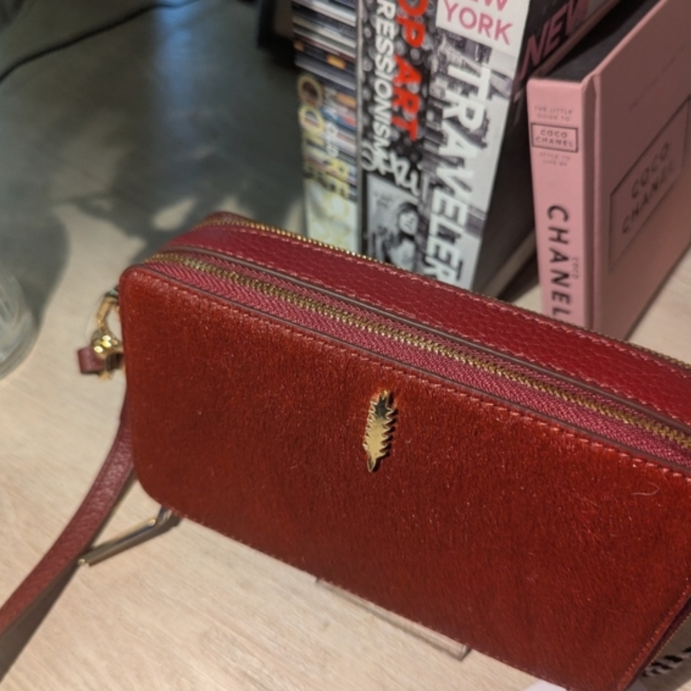 Thacker Ronnie Genuine Calf Hair Crossbody NWT - Picture 2 of 12